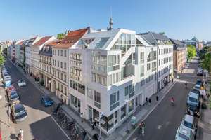Gormannstraße, Mitte: Stilvolles Townhouse in absoluter Top-Lage, Lift, Kamin, Terrasse, Stellplatz – Gormannstraße 8, 10119 Mitte (Ortsteil), Berlin – Vorschaubild 32