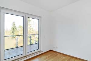 Sonnenoase & Ruhe: Exklusives Penthouse mit umlaufender Terrasse, Aufzug & Tiefgarage – Die vollständige Adresse der Immobilie erhältst du vom Anbieter., 13156 Niederschönhausen, Berlin – Vorschaubild 6