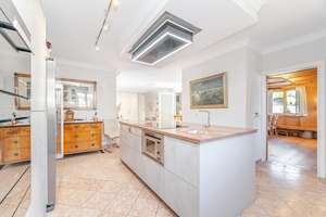 MUTZHAS - Unternehmervilla mit Hallenbad und Einliegerwohnung – Die vollständige Adresse der Immobilie erhältst du vom Anbieter., 85229 Markt Indersdorf – Vorschaubild 4