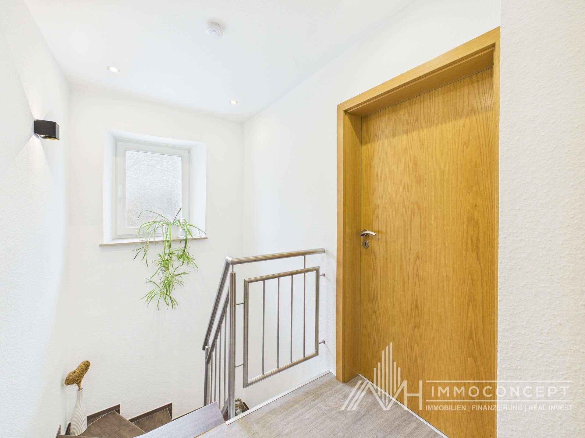 Immobilie in Landscheid - Einfamilienhaus | modernisiert | ca. 103 m² Wohnfläche | 4 ZKB | 54526 Landscheid - Bild 2