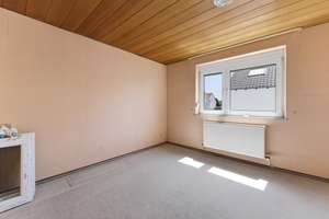 Großzügiges Zweifamilienhaus mit Ausbaureserve in Top-Lage von Neu-Ulm / Burlafingen – Die vollständige Adresse der Immobilie erhältst du vom Anbieter., 89233 Neu-Ulm – Vorschaubild 17