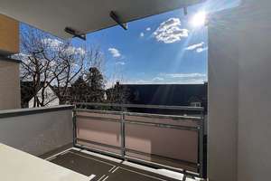 Sonnige 1,5-Zi-Wohnung mit Balkon in ruhiger Lage Maintal-Dörnigheims