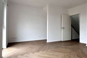 Fantastischer Ausblick mit 2-Zimmer-Maisonette-Whg. in Elbnähe – Schönebecker Straße 126 a, 39104 Buckau, Magdeburg – Vorschaubild 4