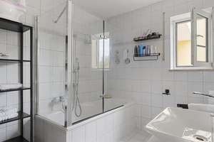 3-Zi-Whg mit Balkon und TG in zentraler Lage zwischen Stadtzentrum und Audi – Die vollständige Adresse der Immobilie erhältst du vom Anbieter., 85057 Nordwest, Ingolstadt – Vorschaubild 7