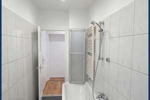 Attraktive 2-Zimmer-Wohnung mit ca. 60,50 m² Neuer Einbauküche und Balkon zum Garten – Die vollständige Adresse der Immobilie erhältst du vom Anbieter., 39112 Sudenburg, Magdeburg – Vorschaubild 8