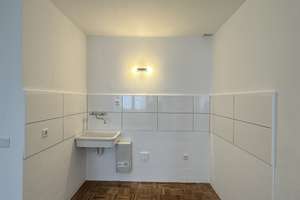 Schöne 2 Zimmer Wohnung mit Balkon zu vermieten – Talstraße 6, 40217 Friedrichstadt, Düsseldorf – Vorschaubild 3