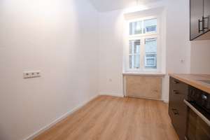 Provisionsfrei: Renovierte 2-Zimmer-Altbauwohnung, ruhige Innenhoflage nähe Donnersberger Brücke – Die vollständige Adresse der Immobilie erhältst du vom Anbieter., 80634 Neuhausen, München – Vorschaubild 5