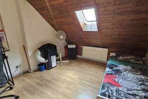 3-Zimmer-Wohnung im Dachgeschoss mit Garage in Mainz-Kostheim