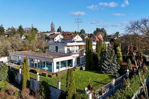Hochwertige Luxusvilla mit Weitblick, Innenpool und parkähnlichem Areal in Wiesbaden Freudenberg – Die vollständige Adresse der Immobilie erhältst du vom Anbieter., 65201 Mitte, Wiesbaden – Vorschaubild 1