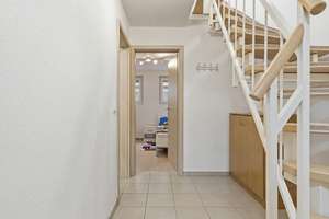Dein neues Familiennest: Modernes Townhouse mit Herz in München-Feldmoching | Bj.2016 + Garage – Die vollständige Adresse der Immobilie erhältst du vom Anbieter., 80995 Feldmoching, München – Vorschaubild 14
