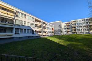 Helle 3-Zimmer-Wohnung mit Balkon – Sandheider Straße 68, 40699 Erkrath – Vorschaubild 1