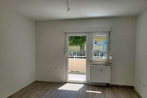 Frisch renovierte 3-Zi.-Whg. in ruhiger und grüner Lage – Sagenberg 11, 45277 Überruhr-Hinsel, Essen – Vorschaubild 1