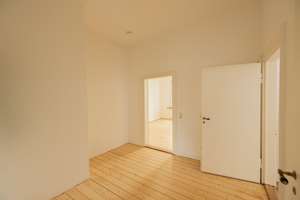 Traumhafte 3 Zimmer Altbauwohnung mit Stuck und Flügeltür im Viewegsgarten – Viewegstraße 31, 38102 Viewegsgarten-Bebelhof, Braunschweig – Vorschaubild 9