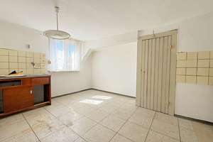 Ein-/Zweifamilienhaus mit qualitativer Halle / Werkstatt als Gewerbemöglichkeit in Hüffenhardt – Die vollständige Adresse der Immobilie erhältst du vom Anbieter., 74928 Hüffenhardt – Vorschaubild 17