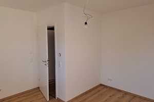 Erstbezug: Geräumiges, exklusives 7-Zimmer-Reihenendhaus mit geh. Innenausstattung – Deggendorf (Kreis) – Vorschaubild 22