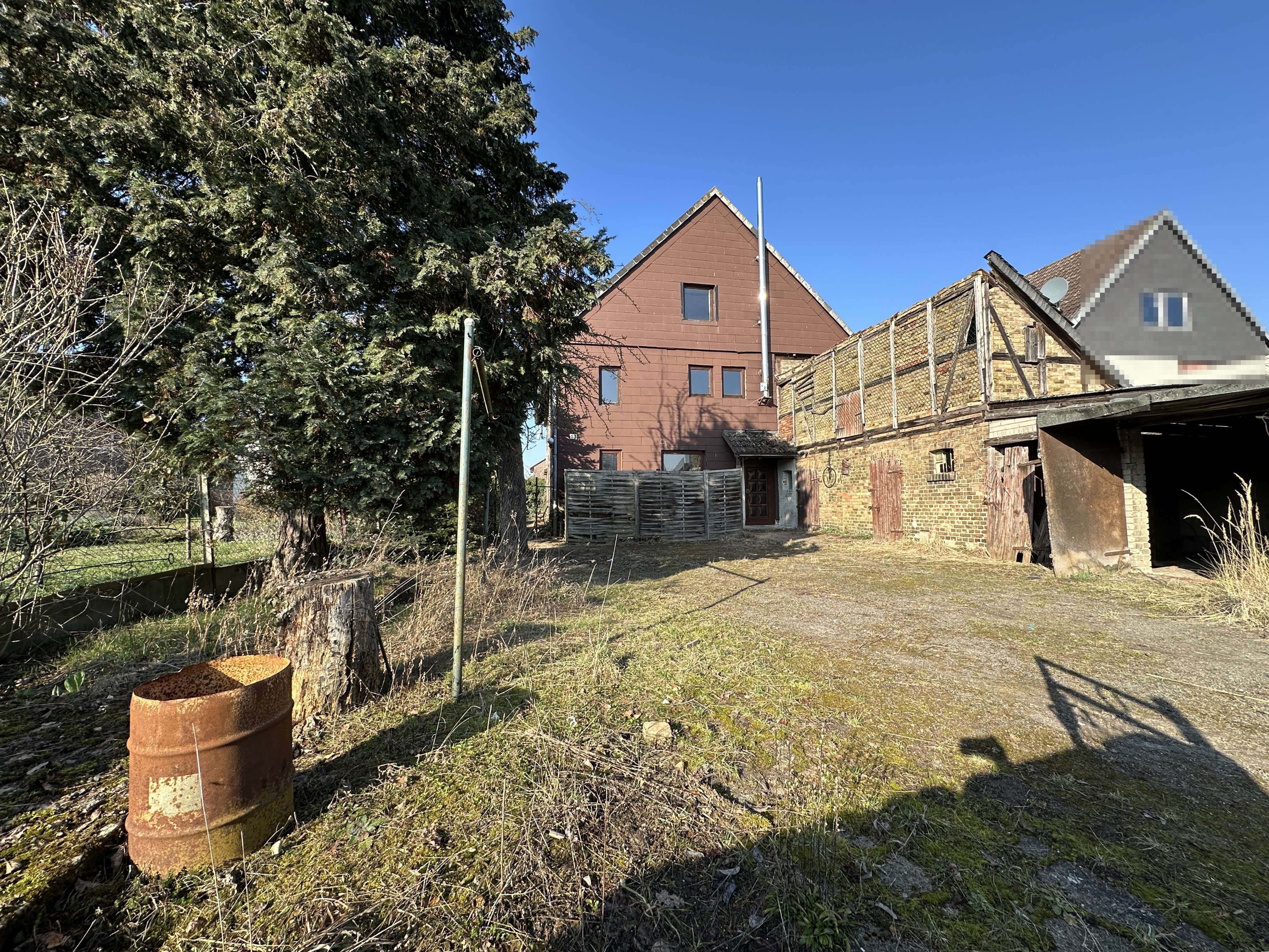 Sanierungsbedürftiges Fachwerkhaus mit zwei Wohnungen, Peine Kreis – Bild 1