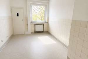 Haus im Haus! 6 Zimmer im charmanten Altbau! 172 m² auf einer Ebene! – Die vollständige Adresse der Immobilie erhältst du vom Anbieter., 47058 Duissern, Duisburg – Vorschaubild 19