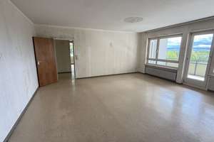 Großzügige Wohnung mit Balkon und Aufzug in Kassel
 – Die vollständige Adresse der Immobilie erhältst du vom Anbieter., 34125 Fasanenhof, Kassel – Vorschaubild 2