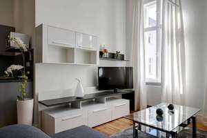 Kernsanierte 2-Zimmer-Altbauwohnung in ruhiger Innenhoflage – Torstraße 220, 10115 Mitte (Ortsteil), Berlin – Vorschaubild 3