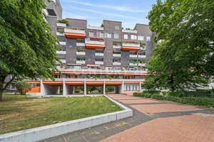 C21: 1,5-Zimmer mit Südwest-Loggia, TG & Schwimmbad – Großer Kurfürst – Die vollständige Adresse der Immobilie erhältst du vom Anbieter., 28329 Gartenstadt Vahr, Bremen – Vorschaubild 2