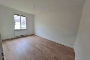 Gepflegtes 6-FH in ruhiger Lage, Nähe Zentrum Stuttgart-Bad Cannstatt - Solide Kapitalanlage ohne Üb – Die vollständige Adresse der Immobilie erhältst du vom Anbieter., 70372 Cannstatt-Mitte, Stuttgart – Vorschaubild 11