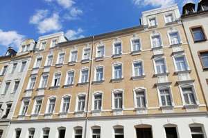 ** Hochwertig sanierte 2-Raum- Wohnung mit Parkett und FHZ*/ WE 02*