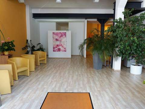 büro im loft stil render eingangsbereich gewerberäume im loftstil büro oder praxis sie haben die wahl büro im loft stil render eingangsbereich gewerberäume im loftstil büro oder praxis sie haben die wahl