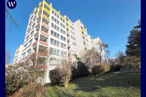 Schöner Wohnen auf 2 Ebenen! Renovierte 5 Zimmer, 2 Bäder, Loggia, gute Raumaufteilung, Abstellraum