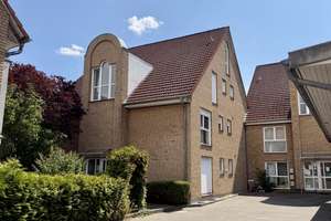 Finthen: 2-Zimmer-Erdgeschoßwohnung mit Terrasse und Garten