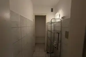 schöne 3 ZKDB- Wohnung zu vermieten nach Renovierung  zum 01.08.2025 – Mönchengladbach – Vorschaubild 3