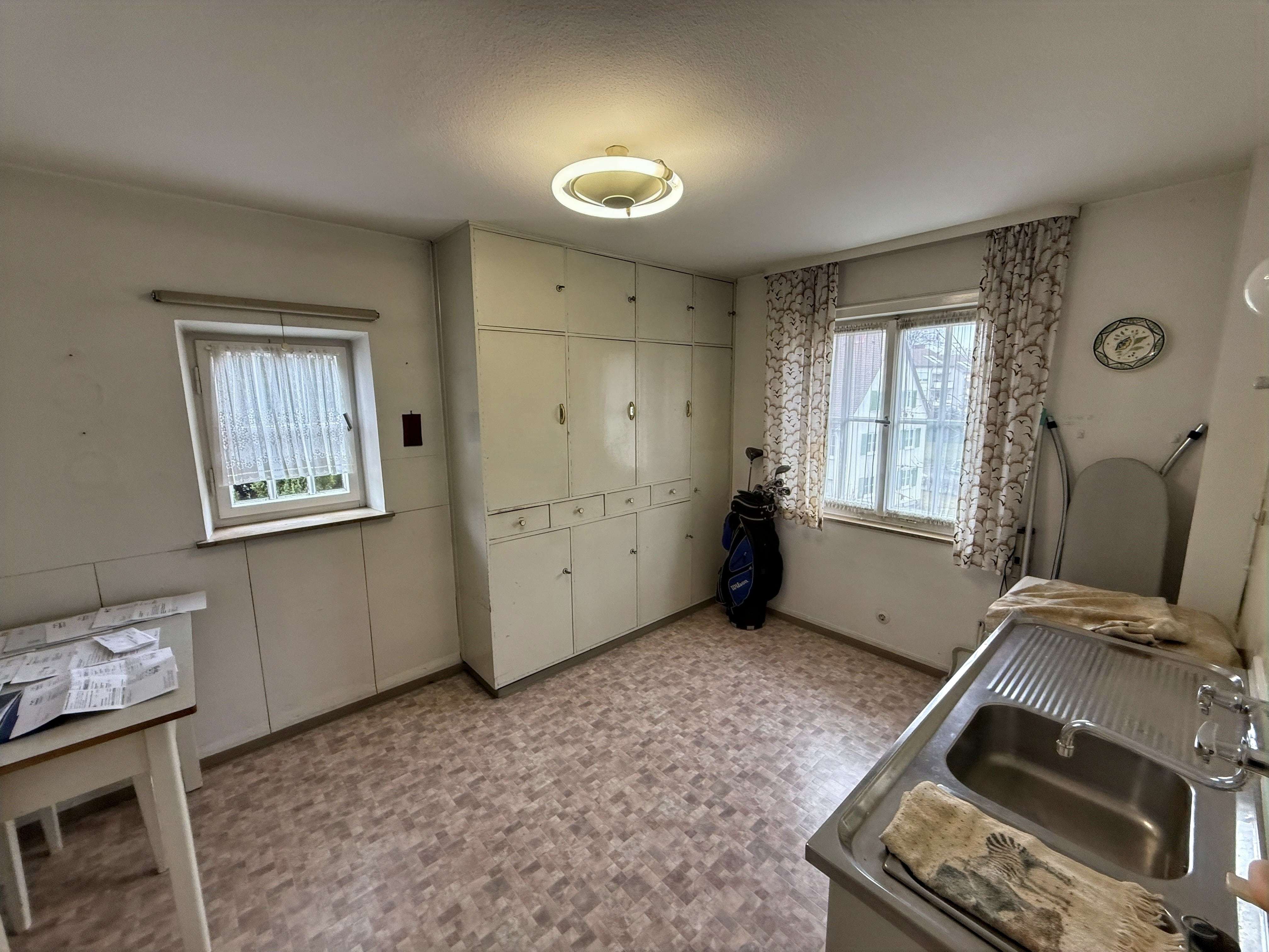 Immobilie in Freudenstadt - Großzügiges Einfamilienhaus mit Potenzial in begehrter Lage - Bild 2