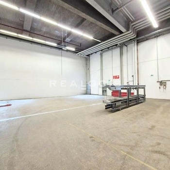 4.800 m² moderne Gewerbefläche mit Rampe & flexibel gestaltbaren Büros in top Lage