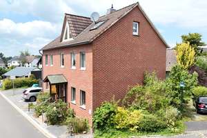 Attraktives Zweifamilienhaus in Winterscheid mit Scheune bietet großes Platzangebot! – Die vollständige Adresse der Immobilie erhältst du vom Anbieter., 53809 Ruppichteroth – Vorschaubild 3