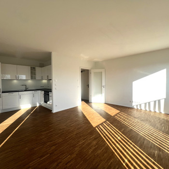 *Neubau* helle 3-Zimmer Wohnung