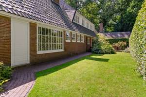 Bremen - Oberneuland | Mondäne Landhausvilla mit exklusiver Ausstattung auf traumhaftem Parkgrundstü – Die vollständige Adresse der Immobilie erhältst du vom Anbieter., 28355 Oberneuland, Bremen – Vorschaubild 37