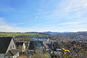 Idyllische Villa in ruhiger Lage mit traumhaftem Panorama über Sundern – Hochsauerlandkreis – Vorschaubild 7