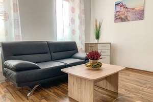 28034 HomeCompany Möbliert/Furnished 2-Zimmer Apartment in Leipzig-Lindenthal max. 3 Personen