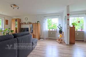 Mehrfamilienhaus in toller Lage mit viel Potential – Die vollständige Adresse der Immobilie erhältst du vom Anbieter., 72766 Sondelfingen, Reutlingen – Vorschaubild 3