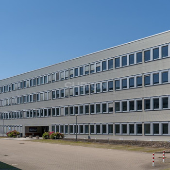 Büroflächen im Commercial-Center-Airport!