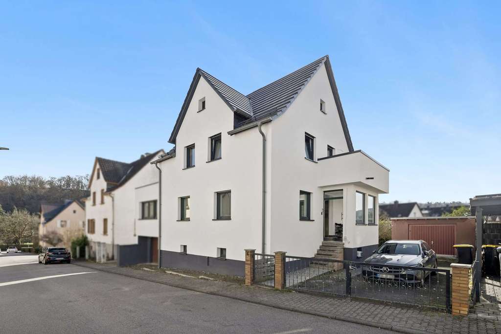 Immobilie in Villmar - Einziehen und Wohlfühlen - sehr schönes und saniertes EFH mit Garten!! - Bild 4