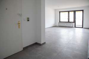 Toplage  - Thon / 4-Zimmer-Wohnung mit Balkon – Die vollständige Adresse der Immobilie erhältst du vom Anbieter., 90425 Thon, Nürnberg – Vorschaubild 2