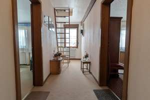 Geräumiges 6,5-Zimmer-Haus mit viel Potential und großem Grundstück u – Die vollständige Adresse der Immobilie erhältst du vom Anbieter., 47228 Bergheim, Duisburg – Vorschaubild 17
