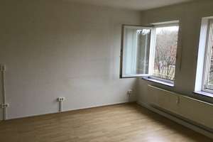 Ansprechende und praktische 3-Zimmer-Wohnung – Marconistr. 90, 70435 Zuffenhausen-Schützenbühl, Stuttgart – Vorschaubild 2