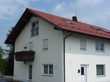gepflegte 1-Zimmer-Dachgeschosswohnung mit französischem Balkon und Küche in Fürstenzell