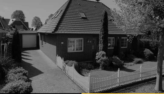 Bild von Wohlfühloase mit Charakter: Komfortabler Bungalow mit Stil und Privatsphäre!