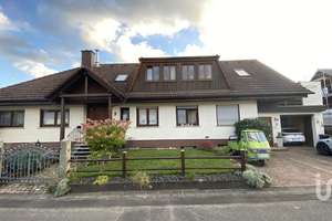 Exklusives Zweifamilienhaus in Premiumlage – Wohnen auf höchstem Niveau – Die vollständige Adresse der Immobilie erhältst du vom Anbieter., 97653 Bischofsheim an der Rhön – Vorschaubild 23