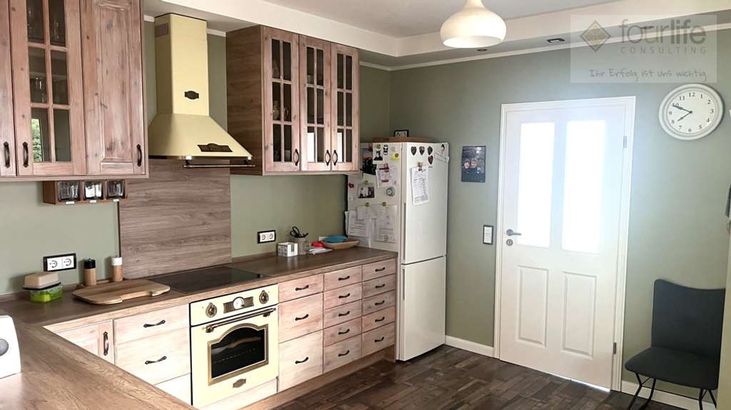 Immobilie in Lübben (Spreewald) - provisionsfrei: erstklassiges Einfamilienhaus mit geräumigem Nebengebäude - Bild 4