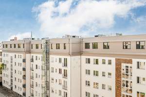 2-Zimmerwohnung mit großem Sonnenbalkon: frisch renoviert und direkt bezugsfertig! – Die vollständige Adresse der Immobilie erhältst du vom Anbieter., 10781 Schöneberg, Berlin – Vorschaubild 16