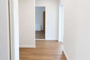 Erstbezug nach Sanierung | 2 Zimmer mit Einbauküche und französischem Balkon in Charlottenburg-Nord – 13627 Charlottenburg-Nord, Berlin – Vorschaubild 2