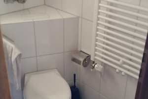 "Helle 1 Zi.-Single-WG mit schönem Balkon und neuer kleiner EBK in bevorzugter Wohnlage v Stuttgart" – Werderstr. 8, 70190 Stuttgart – Vorschaubild 6